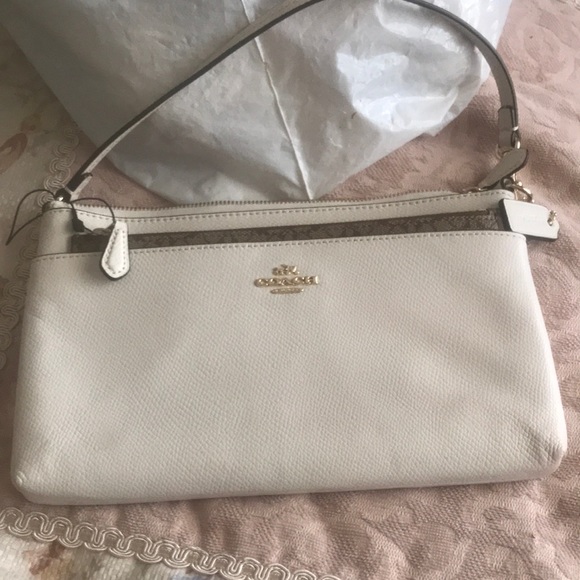 Coach cream mini bag with detachable pouch used - Picture 3 of 13